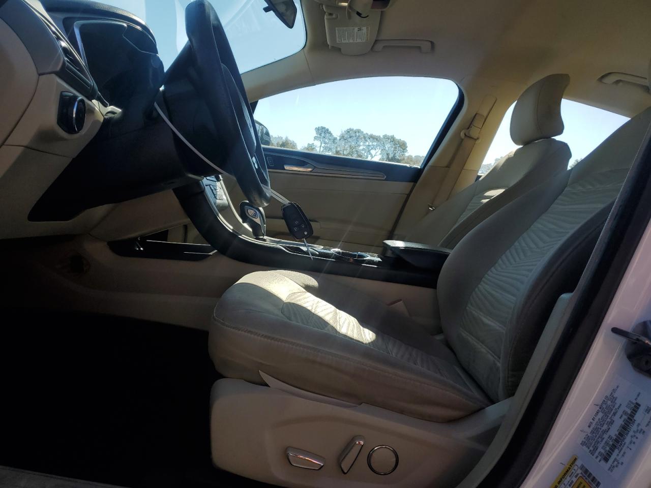 2016 Ford Fusion Se VIN: 3FA6P0H73GR311204 Lot: 92572785