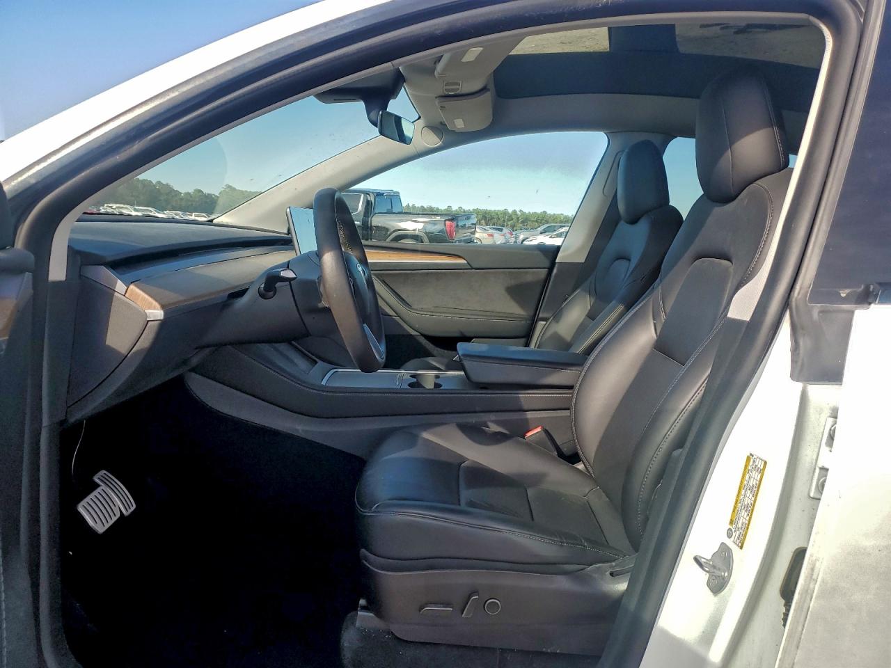 2022 Tesla Model Y VIN: 7SAYGDEF8NF523488 Lot: 94349115