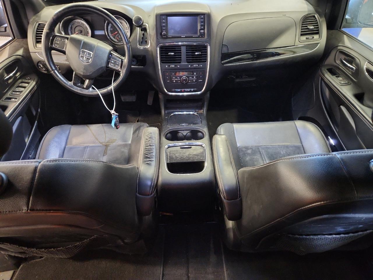 2018 Dodge Grand Caravan Sxt VIN: 2C4RDGCG3JR162807 Lot: 92422735