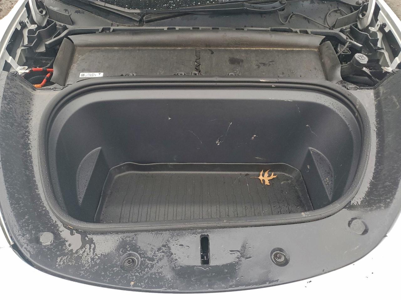 2022 Tesla Model Y VIN: 7SAYGDEE9NF431216 Lot: 94489125