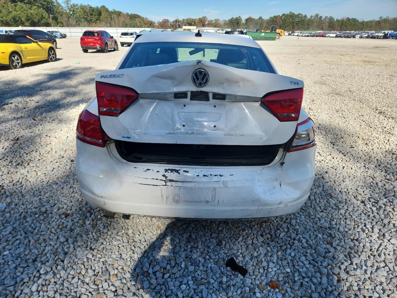 2014 Volkswagen Passat S VIN: 1VWAT7A33EC111979 Lot: 92721965