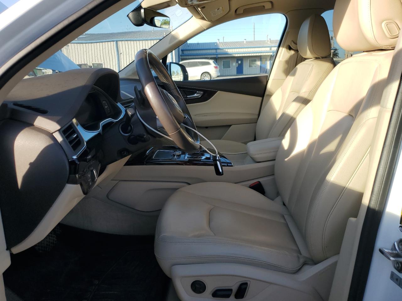 2018 Audi Q7 Premium Plus VIN: WA1LAAF77JD015460 Lot: 93140075