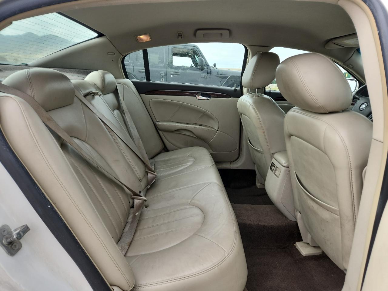 2010 Buick Lucerne Cxl VIN: 1G4HC5EM8AU104065 Lot: 92028765