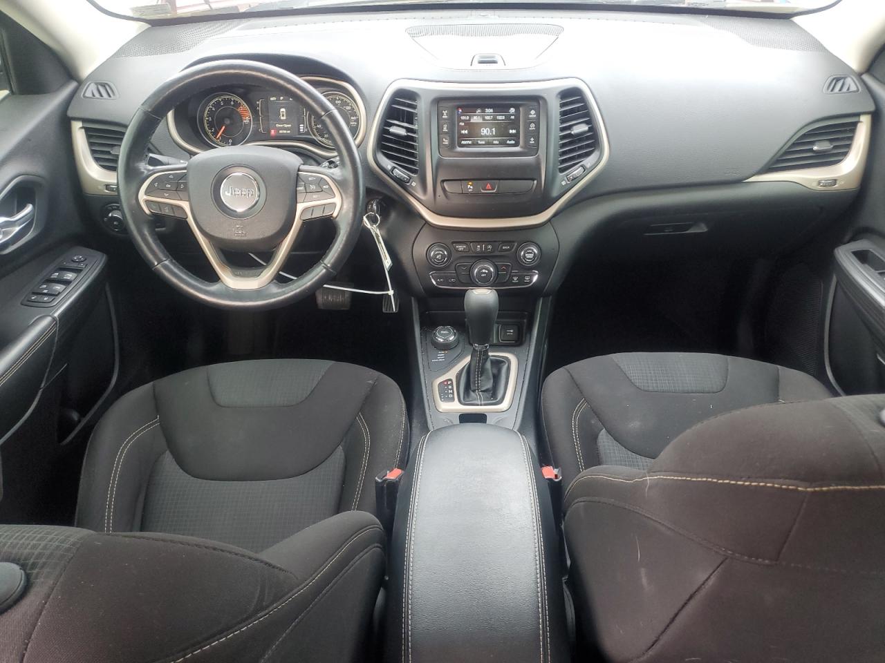 2016 Jeep Cherokee Latitude VIN: 1C4PJMCSXGW240938 Lot: 91043295