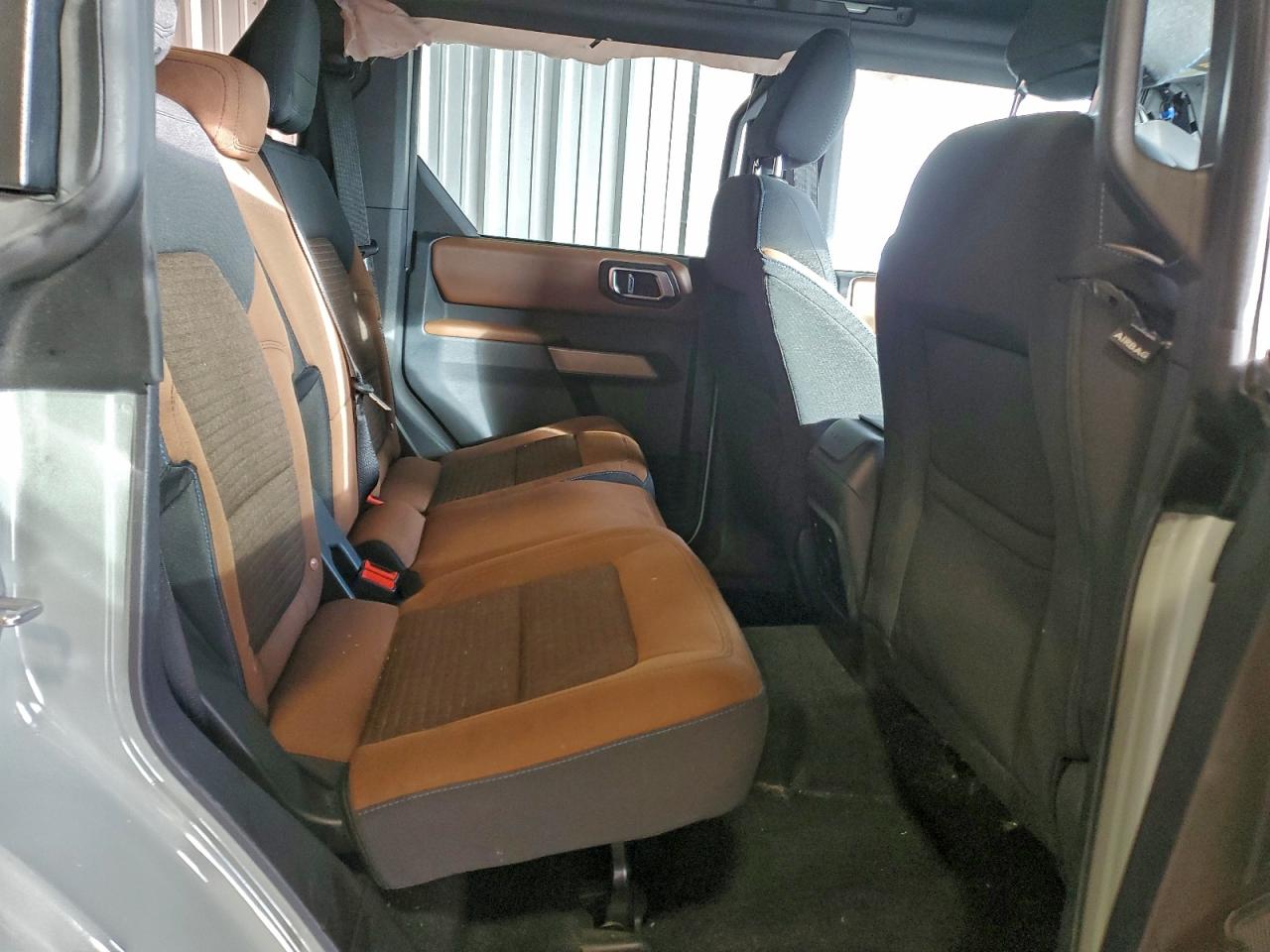 2021 Ford Bronco Base VIN: 1FMDE5BH7MLA98236 Lot: 93988315