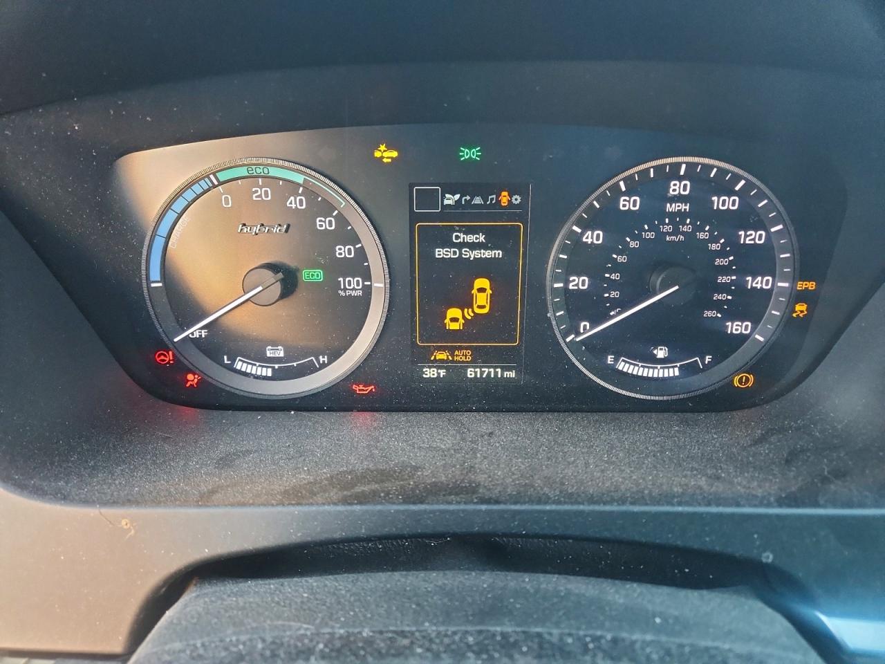 2017 Hyundai Sonata Hybrid VIN: KMHE34L3XHA070956 Lot: 93994555