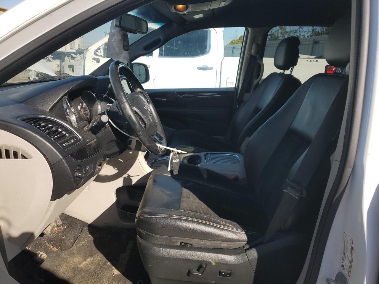 2017 Dodge Grand Caravan Sxt VIN: 2C4RDGCG9HR824724 Lot: 82772645