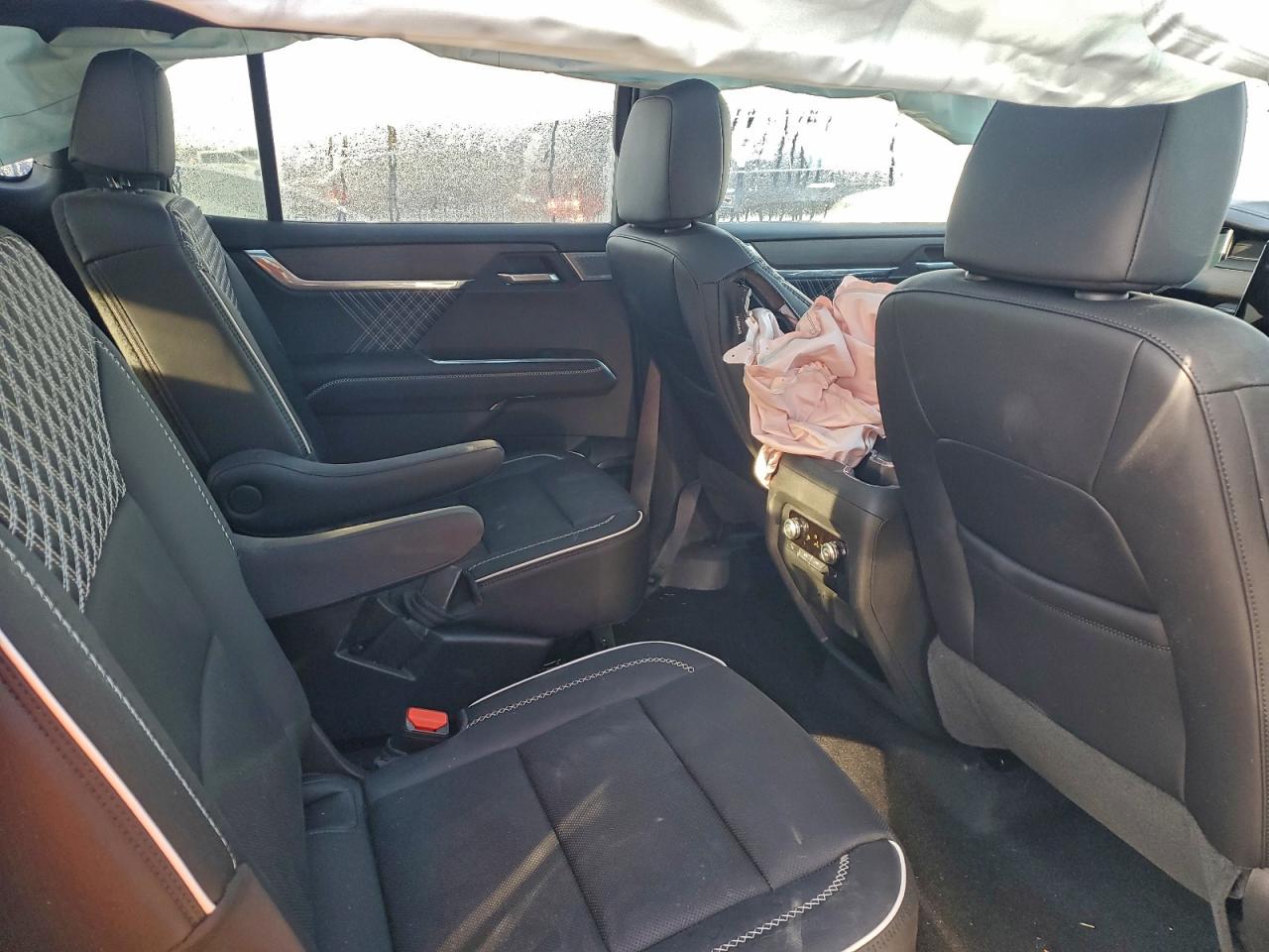 2025 GMC Acadia Denali VIN: 1GKENLRS9SJ277812 Lot: 93907785