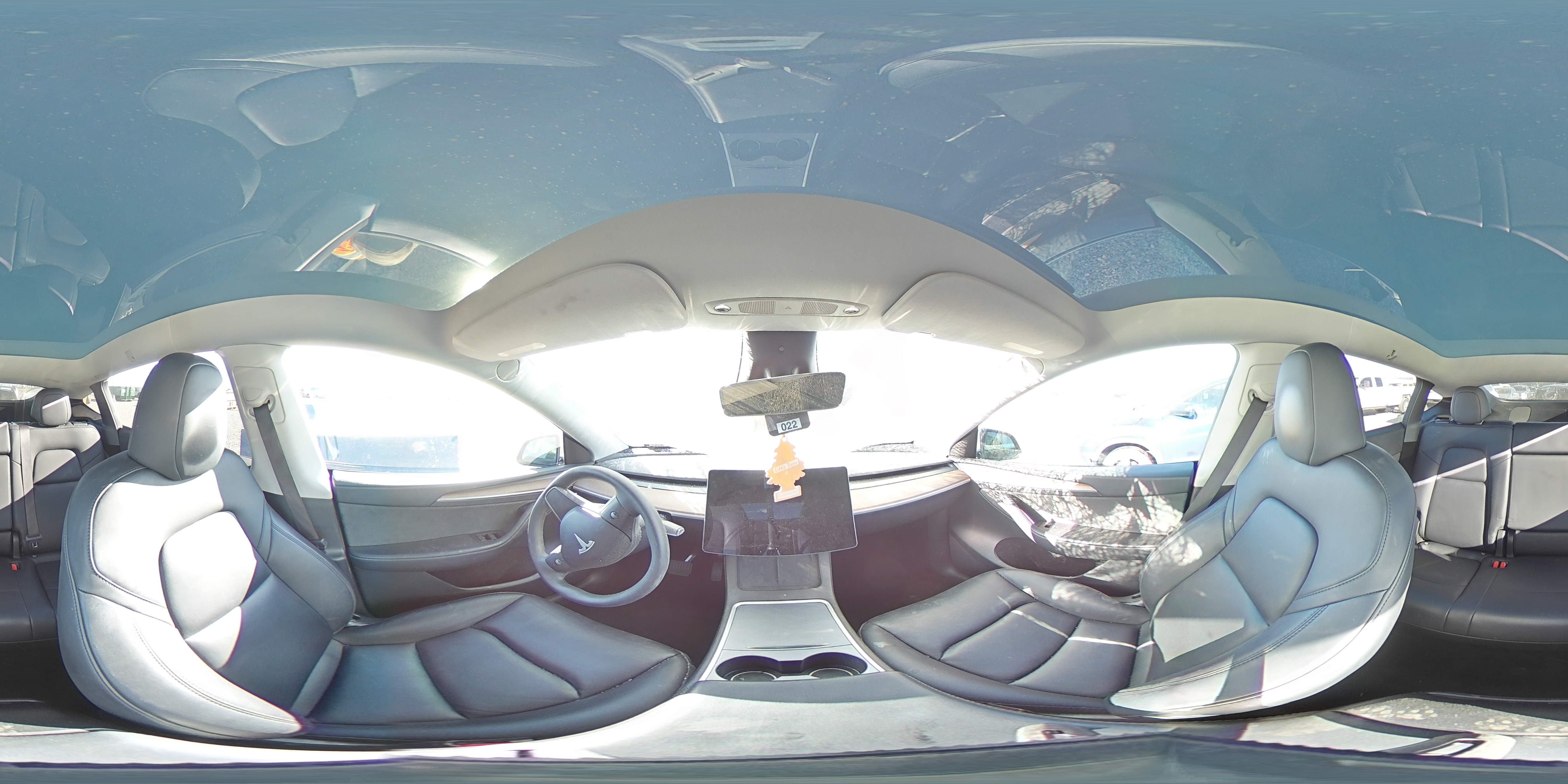 2024 Tesla Model Y VIN: 7SAYGDEEXRF177523 Lot: 93534715