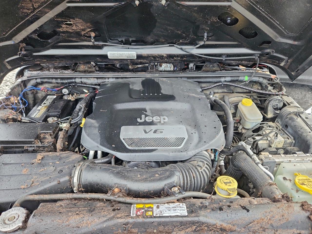 2015 Jeep Wrangler Unlimited Sport VIN: 1C4BJWDG5FL500727 Lot: 93841865