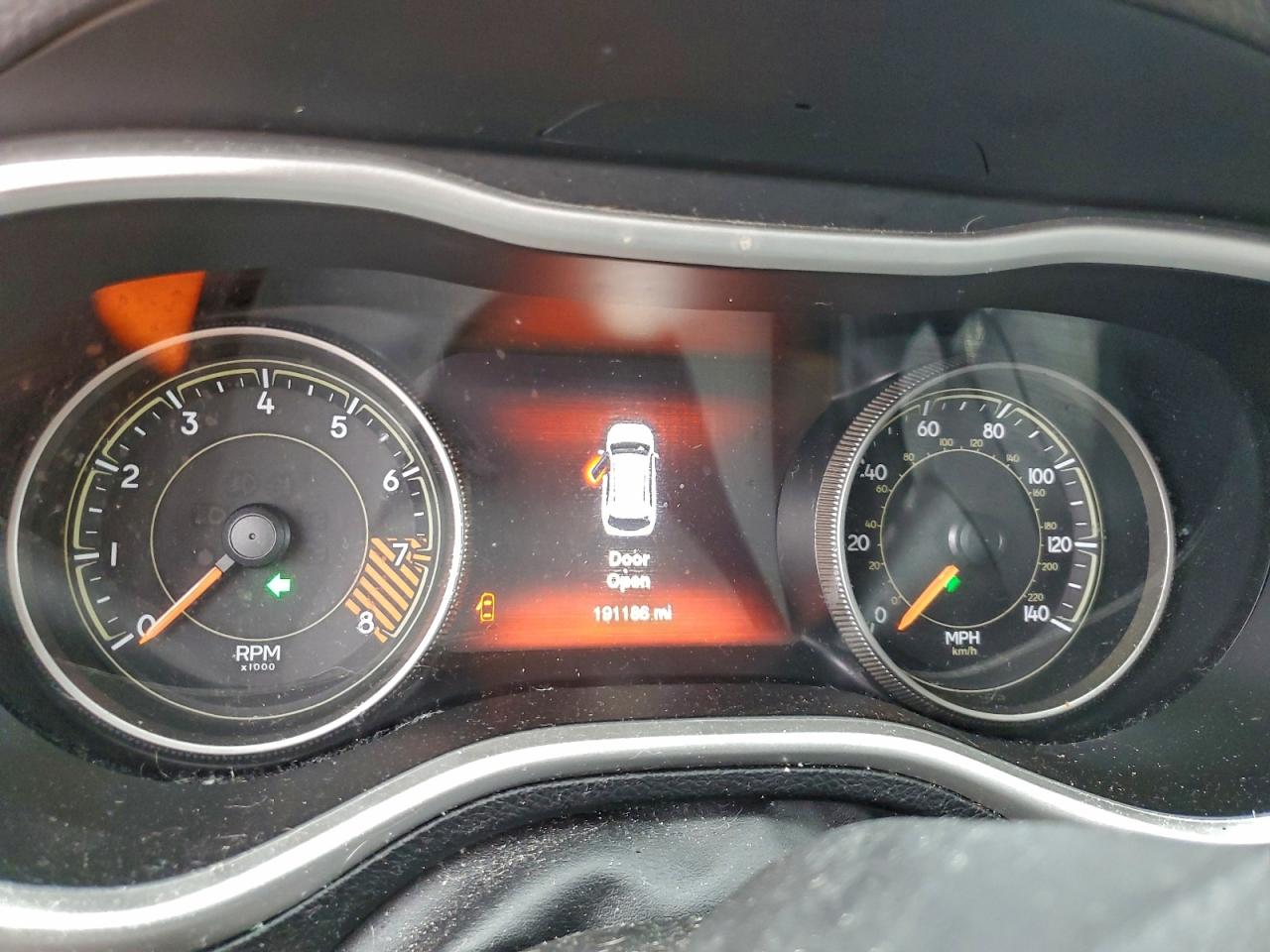 2015 Jeep Cherokee Trailhawk VIN: 1C4PJMBSXFW604095 Lot: 94492305