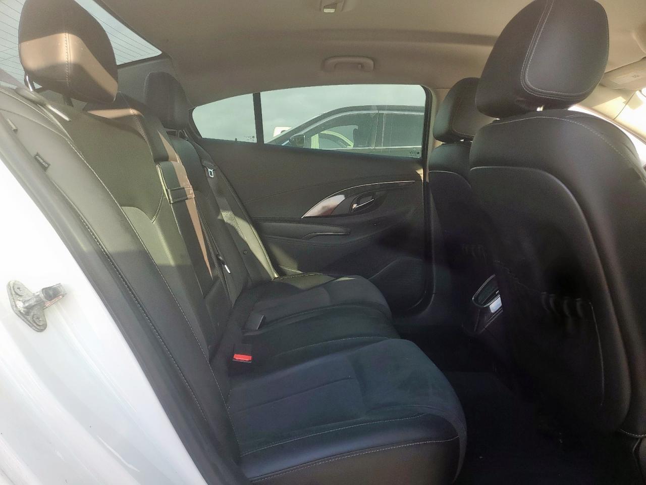 2015 Buick Lacrosse VIN: 1G4GA5GR9FF241831 Lot: 92875135