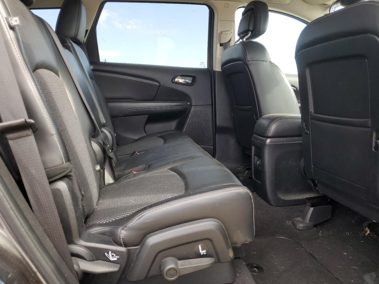 2018 Dodge Journey Crossroad VIN: 3C4PDCGG7JT335753 Lot: 92726175