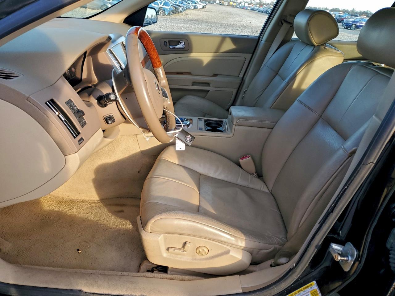 2008 Cadillac Sts VIN: 1G6DD67V680136643 Lot: 94534695