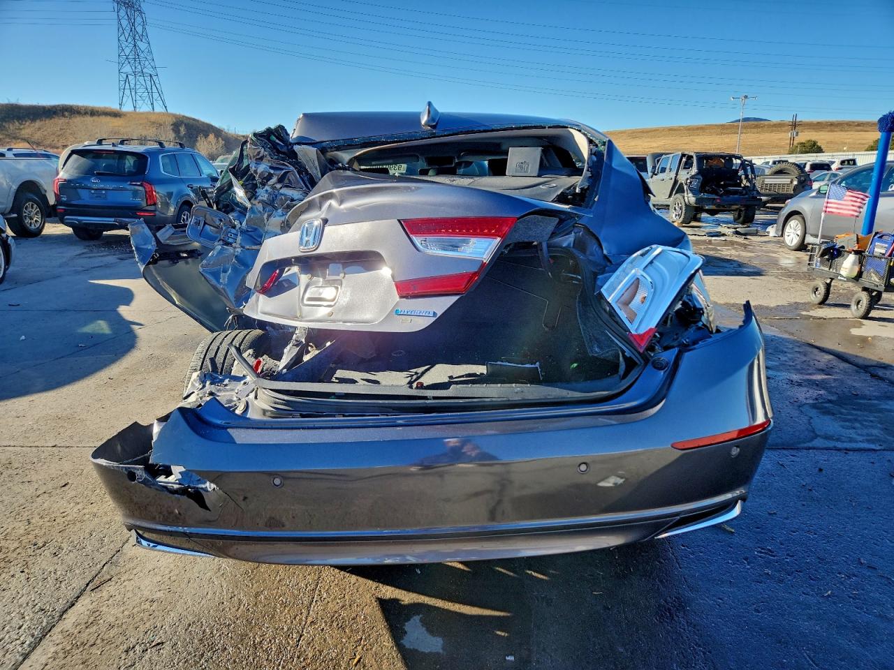 2022 Honda Accord Touring Hybrid VIN: 1HGCV3F95NA008328 Lot: 93904995