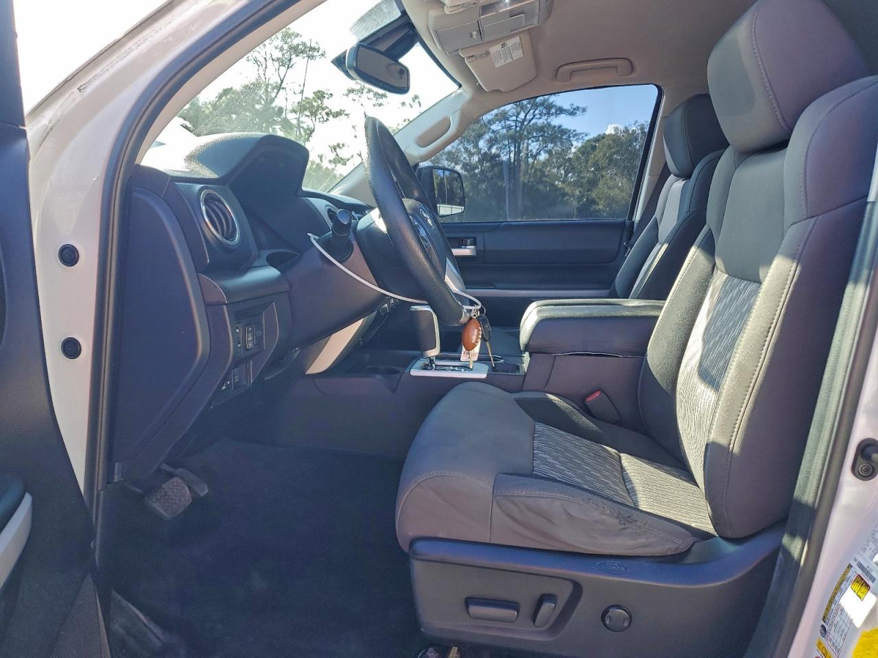 2019 Toyota Tundra Double Cab Sr VIN: 5TFRY5F16KX252729 Lot: 94142915