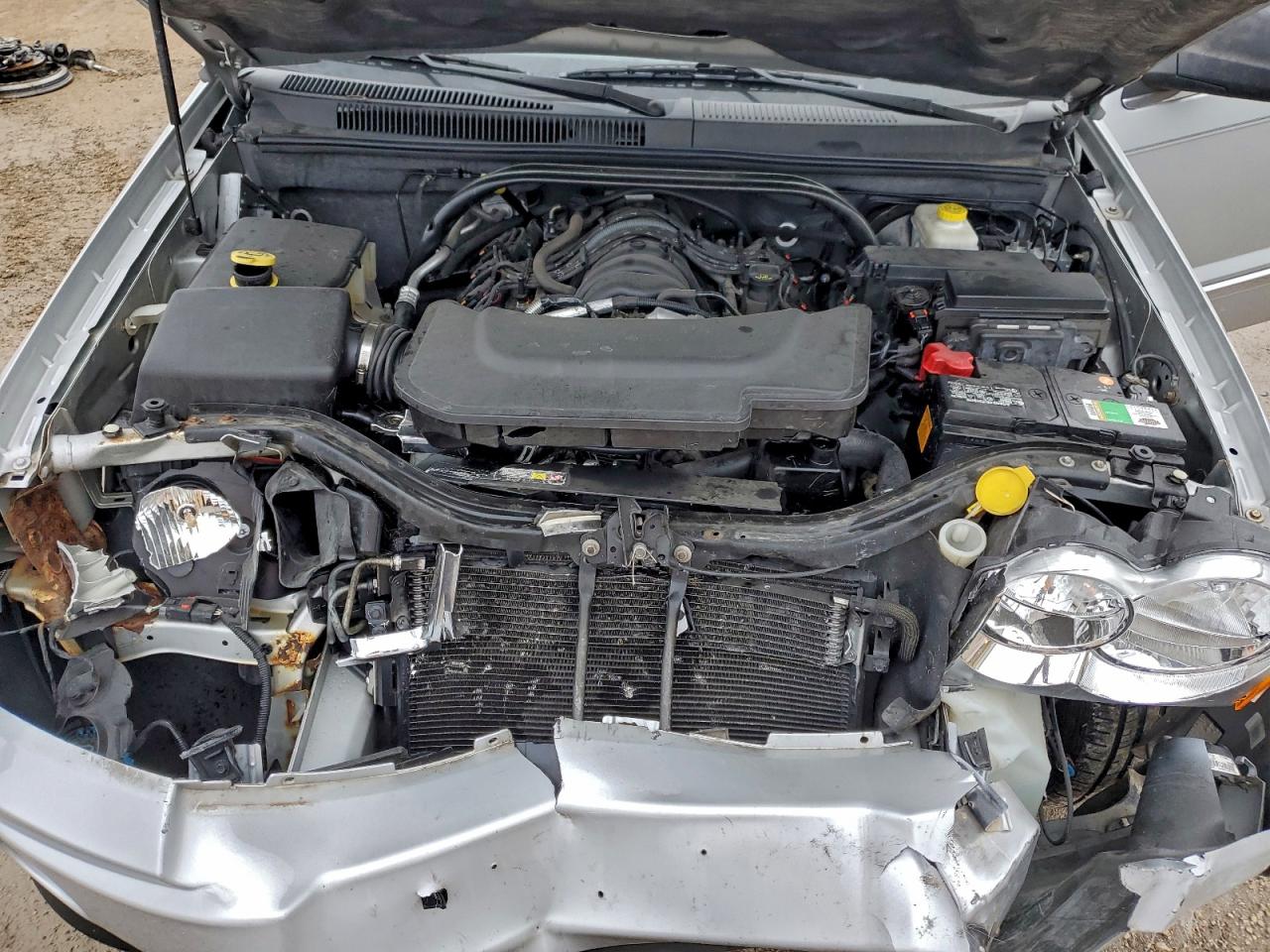 2005 Jeep Grand Cherokee Limited VIN: 1J4HR58235C594966 Lot: 94206695