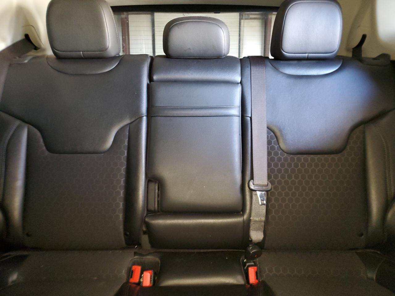 2020 Jeep Compass Latitude VIN: 3C4NJDBB9LT120136 Lot: 92481485