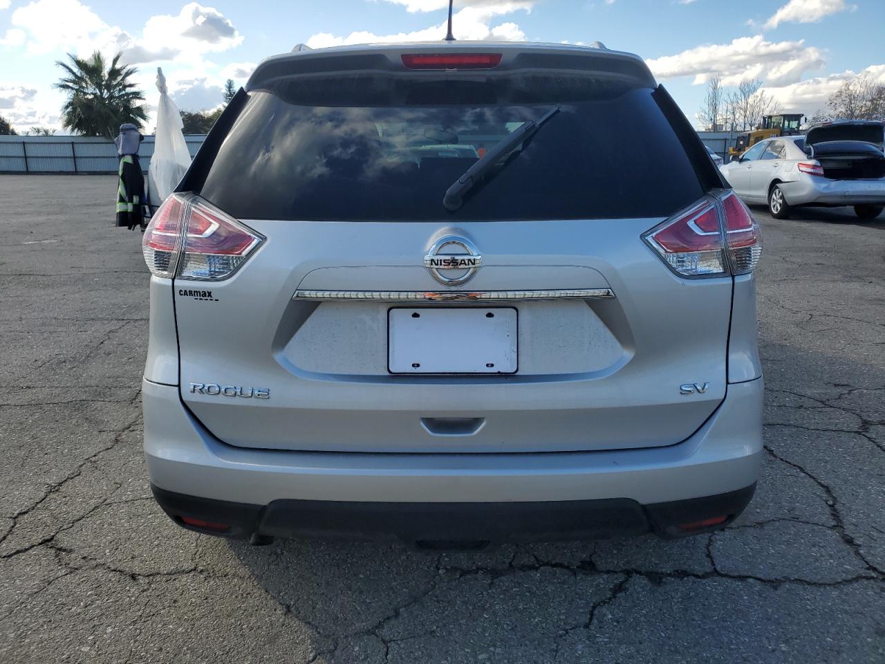 2016 Nissan Rogue S VIN: 5N1AT2MN6GC740010 Lot: 92955395