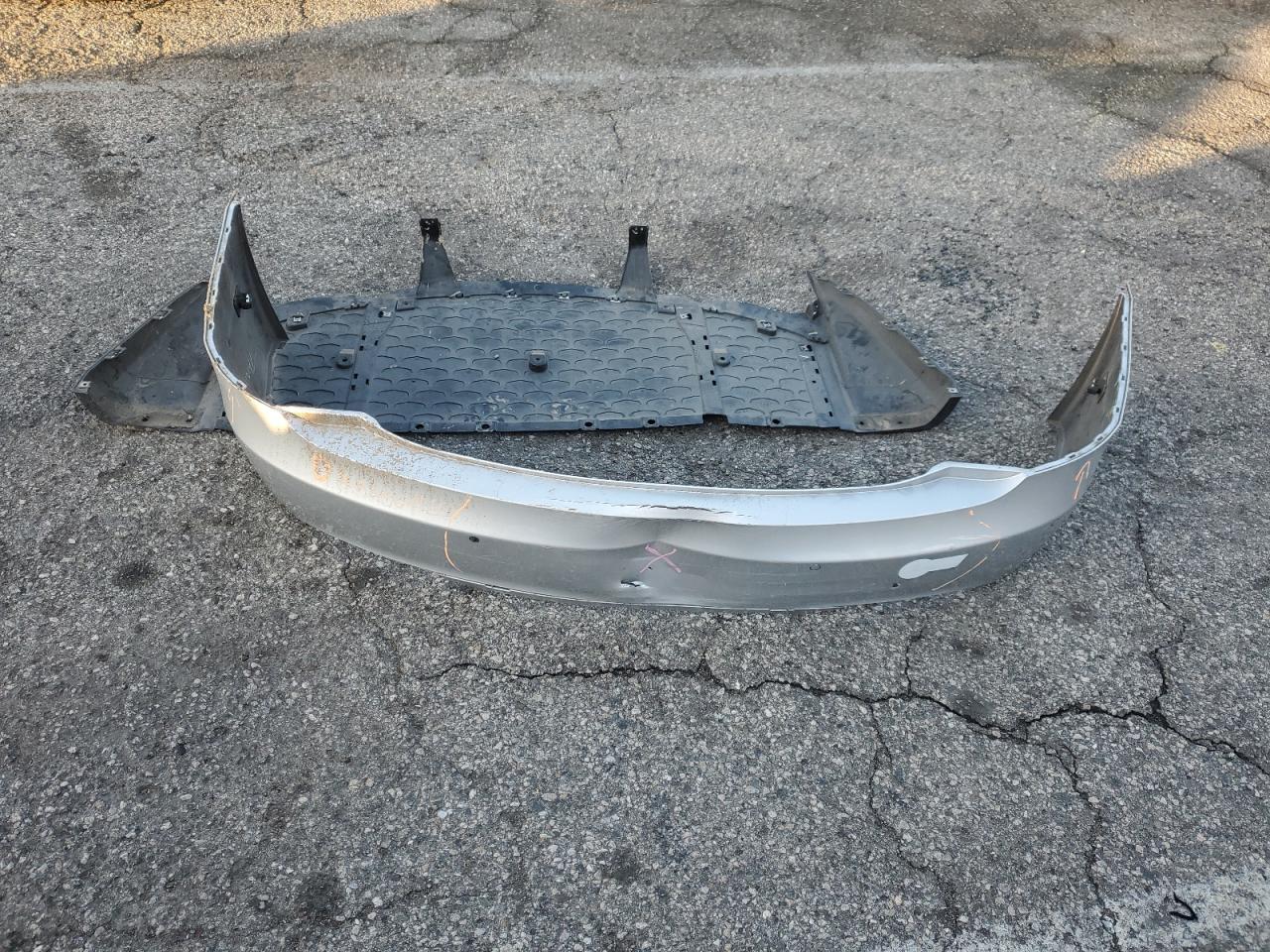 2015 Tesla Model S VIN: 5YJSA1E22FF119619 Lot: 93091905