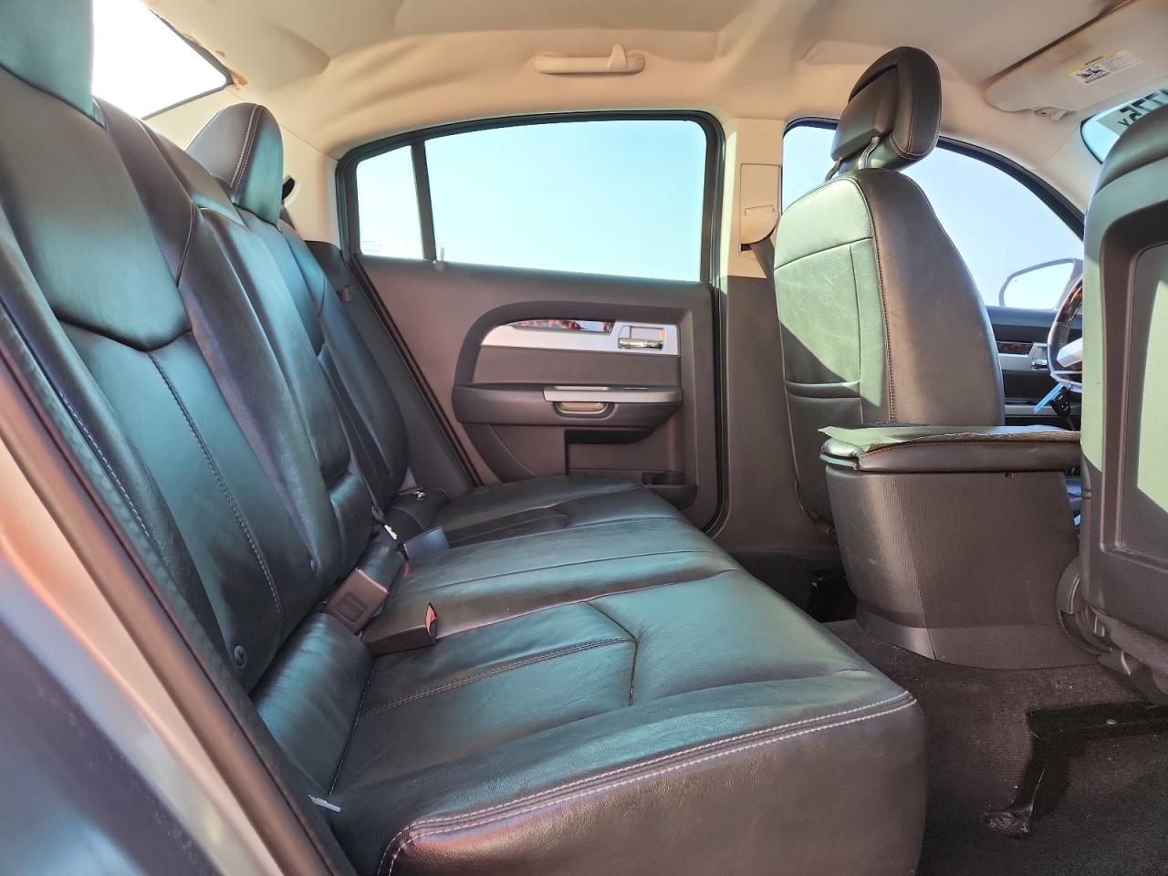 2010 Chrysler Sebring Limited VIN: 1C3CC5FB1AN229774 Lot: 93434775