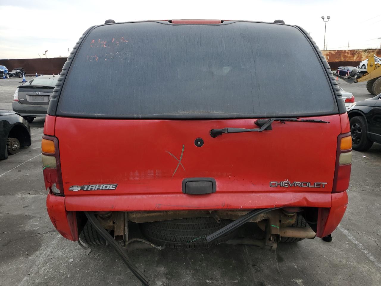 2002 Chevrolet Tahoe C1500 VIN: 1GNEC13Z32R257625 Lot: 92573235