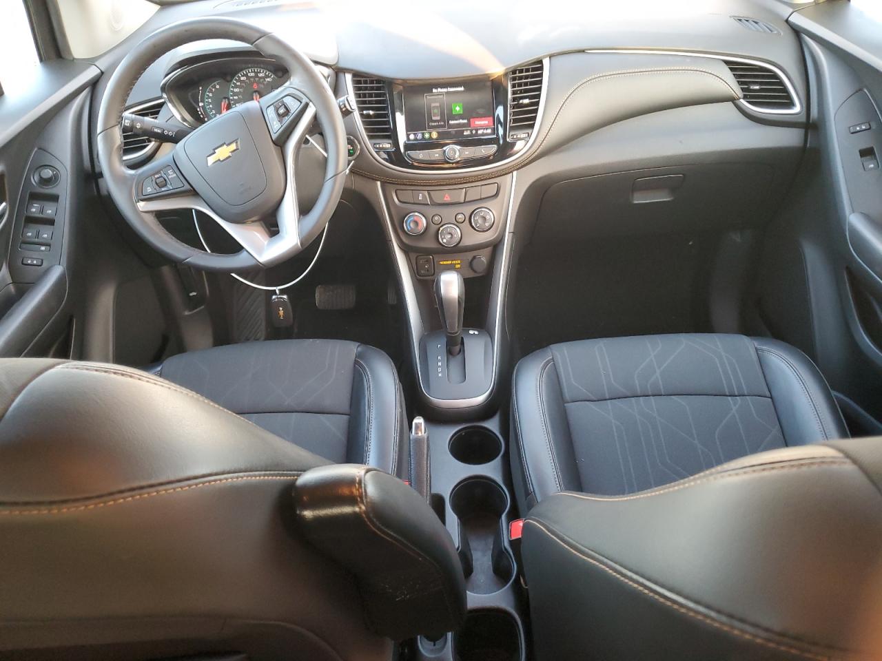 2020 Chevrolet Trax 1Lt VIN: KL7CJLSB8LB320988 Lot: 92879105