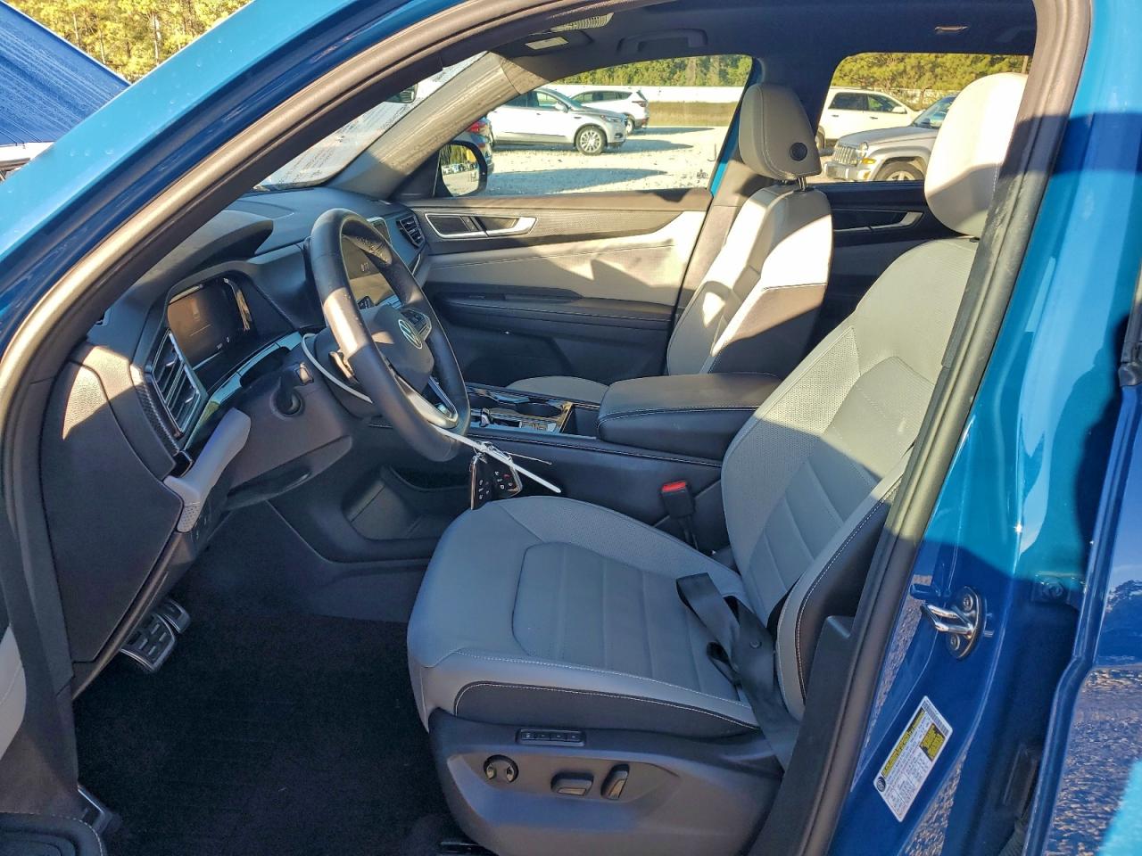 2025 Volkswagen Atlas Cross Sport Sel R-Line VIN: 1V2AE2CA0SC208398 Lot: 94147355