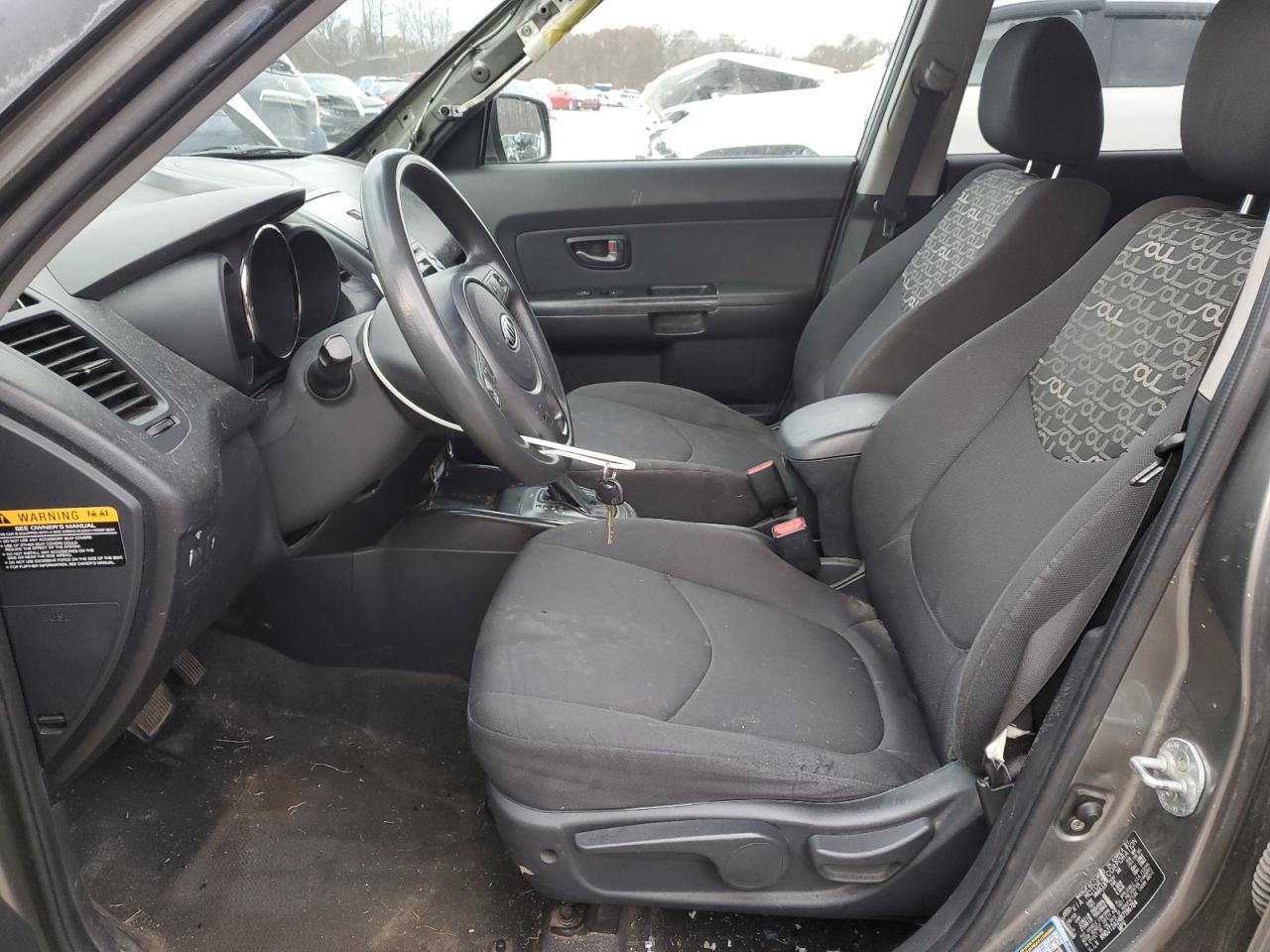 2011 Kia Soul + VIN: KNDJT2A24B7196784 Lot: 93001165