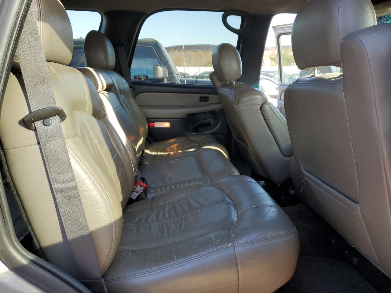 2000 Chevrolet Tahoe K1500 VIN: 1GNEK13T9YJ210511 Lot: 92241185