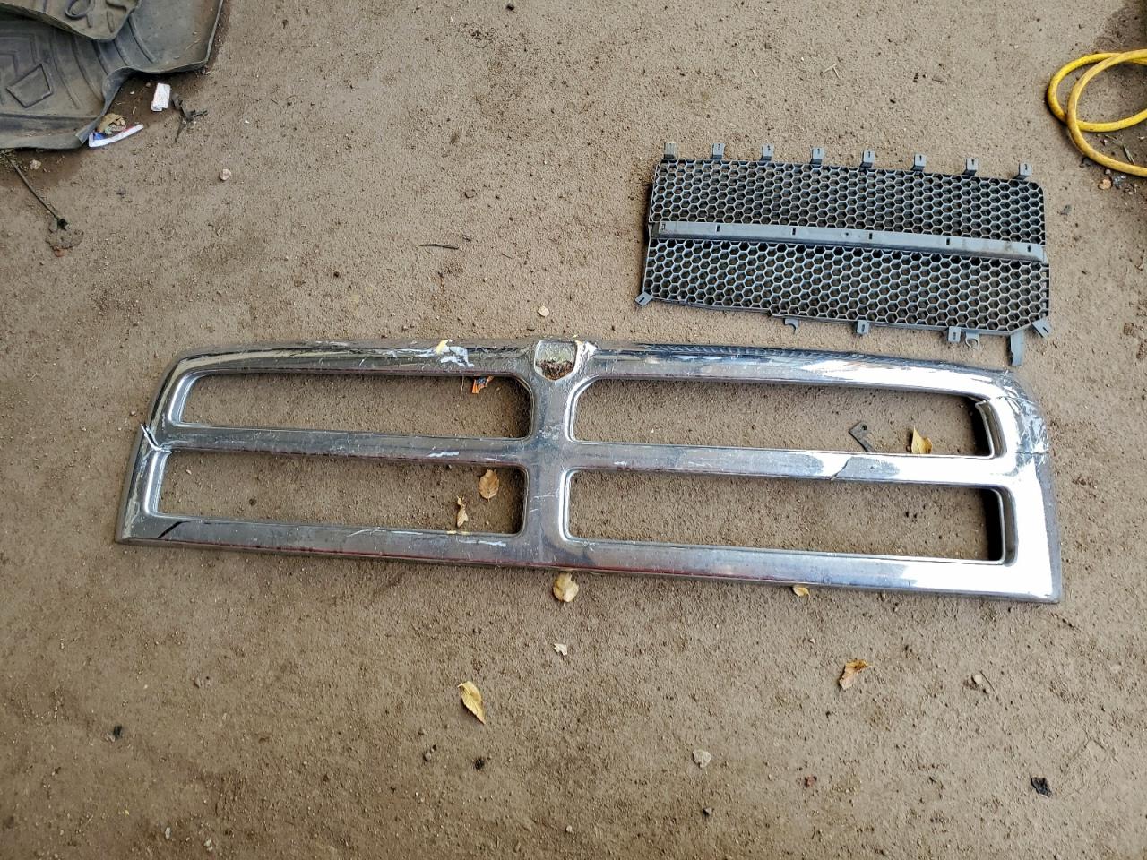 2000 Dodge Ram 1500 VIN: 1B7HF13Z9YJ102212 Lot: 94110095