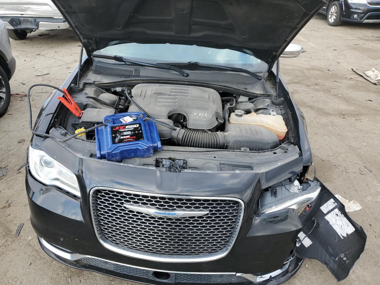 2018 Chrysler 300 Limited VIN: 2C3CCAEG5JH240632 Lot: 91493965