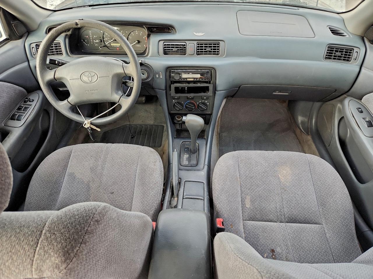 2000 Toyota Camry Ce VIN: 4T1BG22K3YU956460 Lot: 94253975