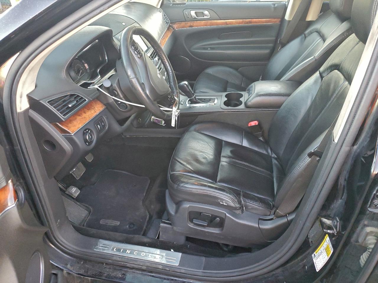 2016 Lincoln Mkt VIN: 2LMHJ5AT6GBL02505 Lot: 94279325