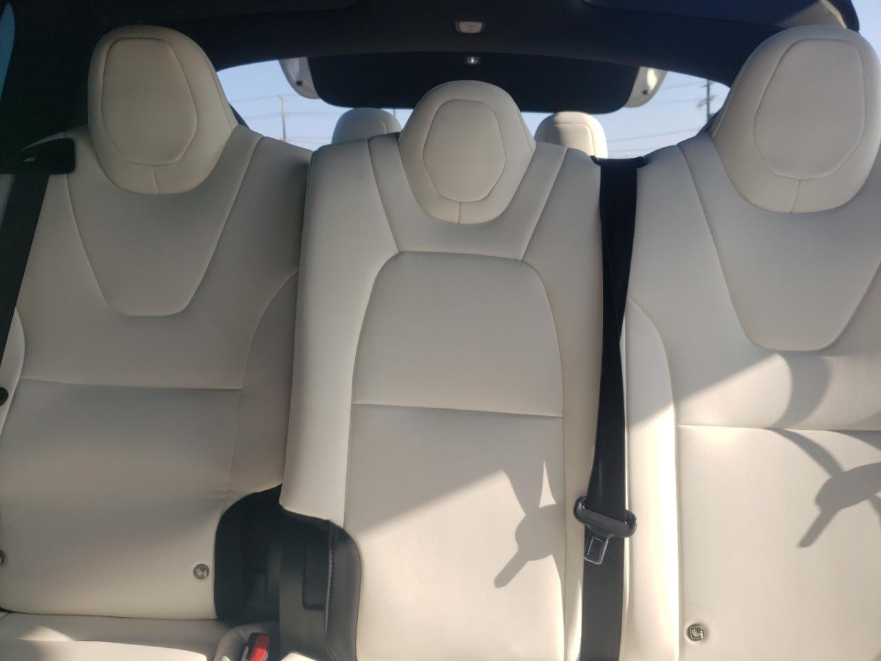 2020 Tesla Model X VIN: 5YJXCAE20LF245781 Lot: 91309845