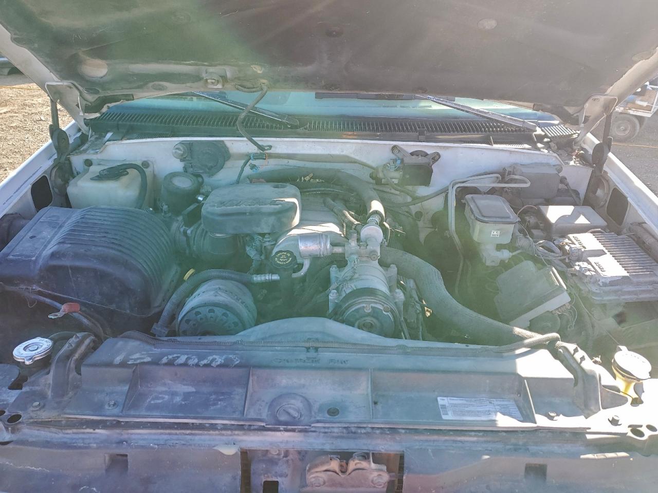 1996 Chevrolet Gmt-400 C3500 VIN: 1GCHC33J2TF021143 Lot: 94021215