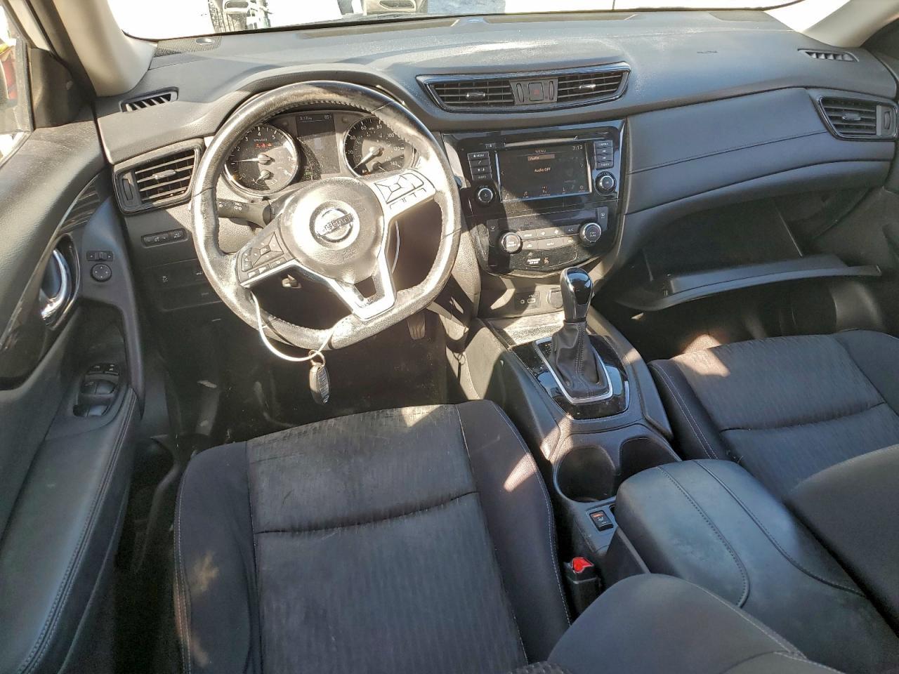 2018 Nissan Rogue S VIN: JN8AT2MT0JW470091 Lot: 92205165