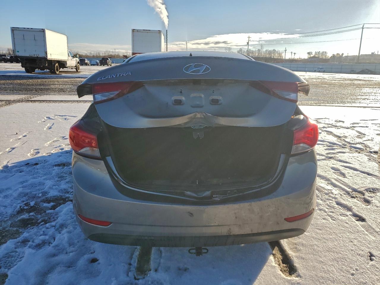 2015 Hyundai Elantra Se VIN: 5NPDH4AE6FH592575 Lot: 92008335