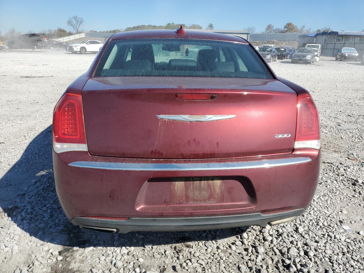 2015 Chrysler 300 Limited VIN: 2C3CCAAG9FH815912 Lot: 92916475