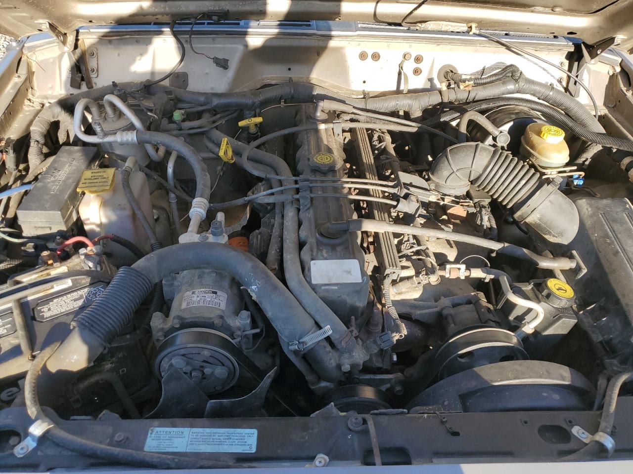 2000 Jeep Cherokee Sport VIN: 1J4FF48S3YL272441 Lot: 92917685