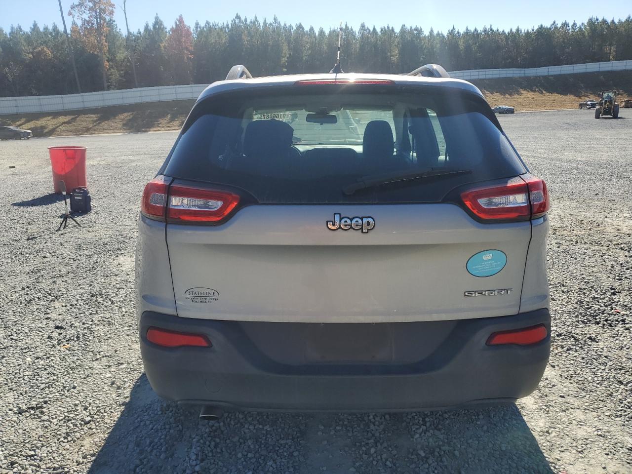 2015 Jeep Cherokee Sport VIN: 1C4PJLAB4FW660674 Lot: 91660875