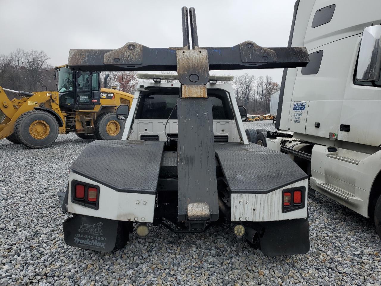 2018 Ford F450 Super Duty VIN: 1FDUF4GT6JEB99451 Lot: 92660525