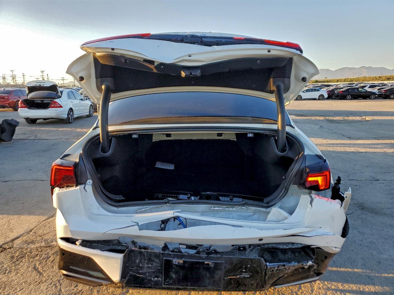 2025 Kia K5 Gt Line VIN: KNAG64J77S5301514 Lot: 94265015