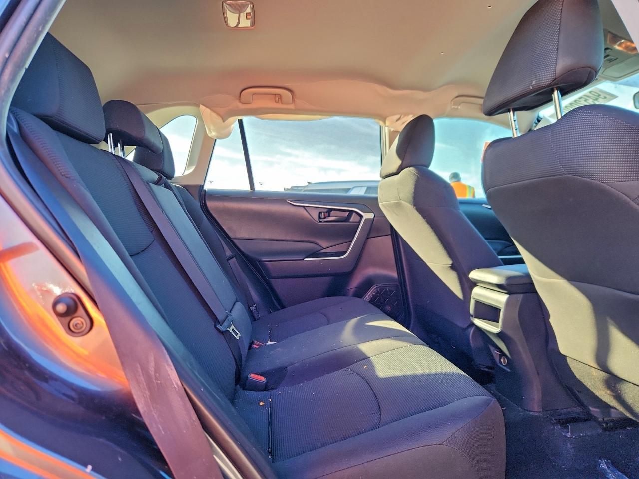 2021 Toyota Rav4 Le VIN: 2T3H1RFV3MC143082 Lot: 94520995