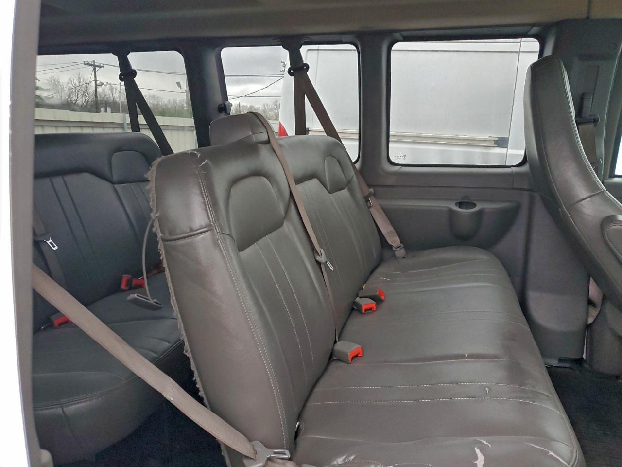 2022 Chevrolet Express G3500 Ls VIN: 1GAZGNFP2N1189121 Lot: 94598765