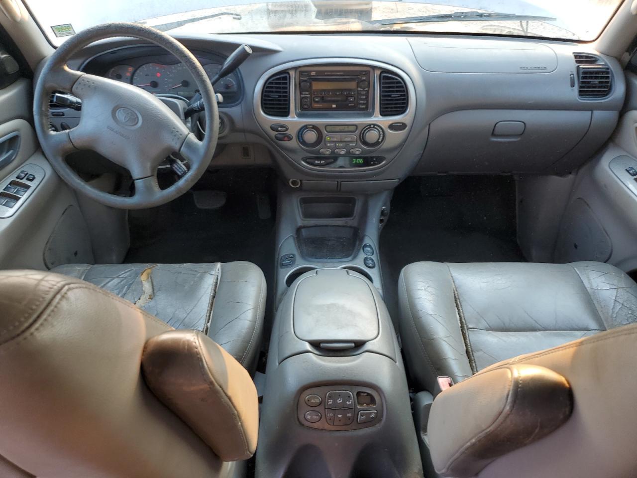 2001 Toyota Sequoia Limited VIN: 5TDZT38A51S055491 Lot: 92453895