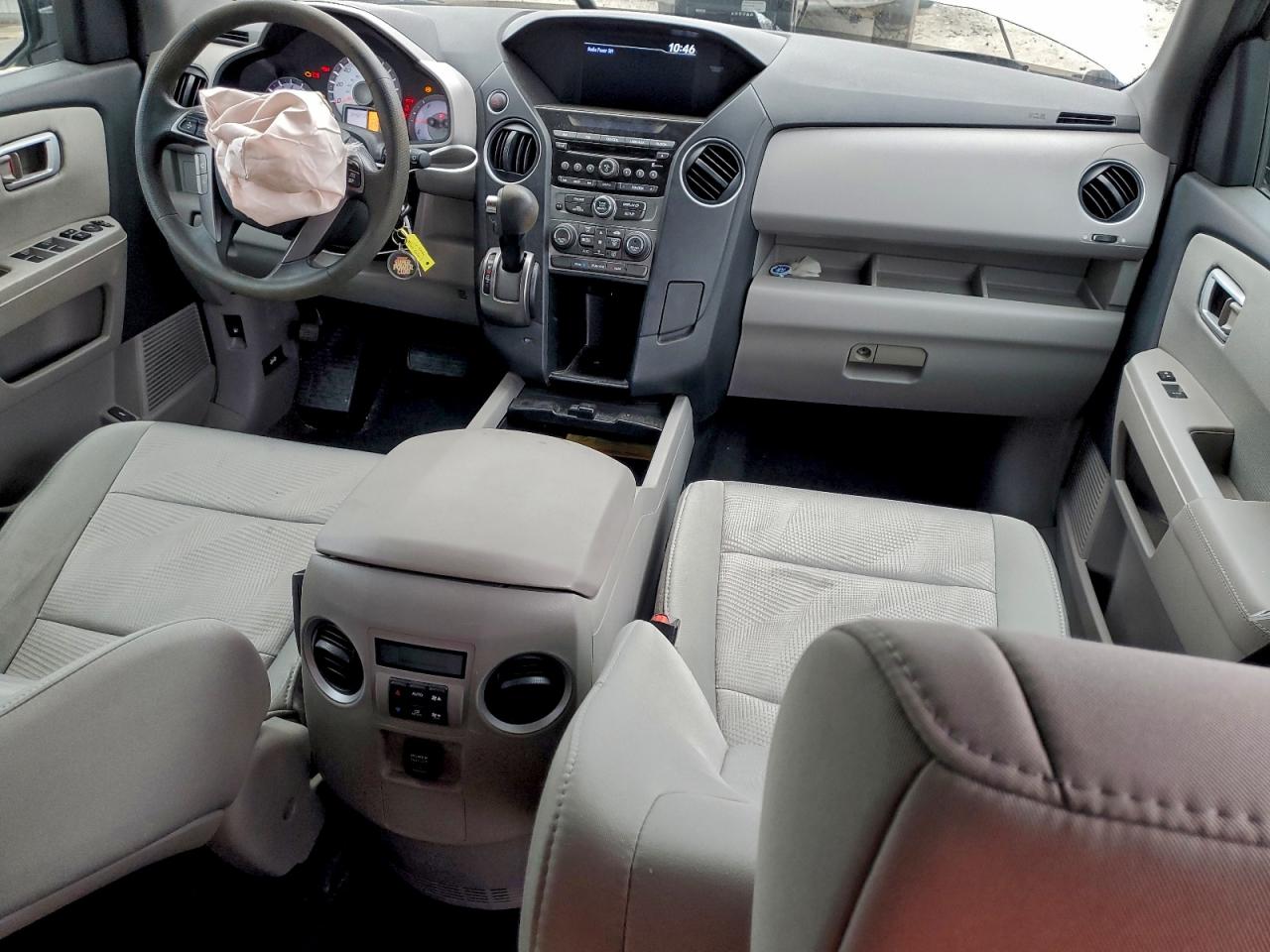 2015 Honda Pilot Lx VIN: 5FNYF3H26FB016464 Lot: 94676545