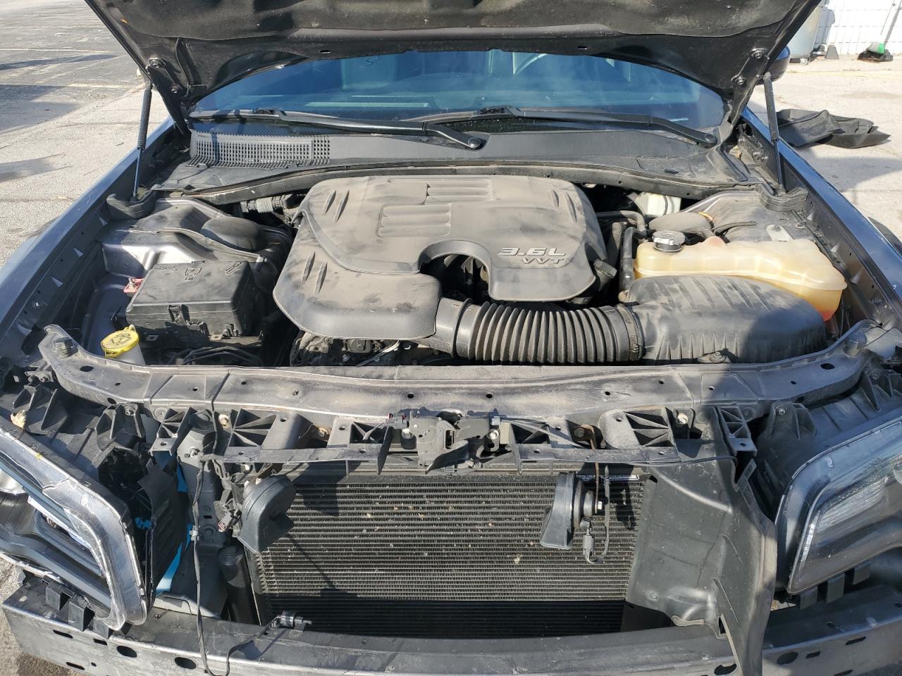 2016 Chrysler 300 S VIN: 2C3CCABG5GH152175 Lot: 90913665