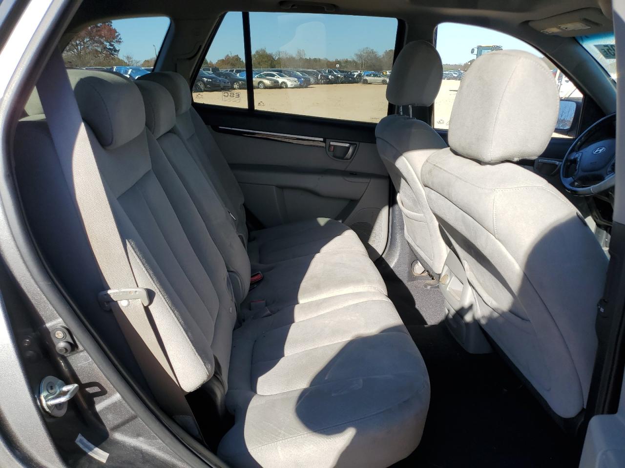 2009 Hyundai Santa Fe Gls VIN: 5NMSG13DX9H295551 Lot: 92368505