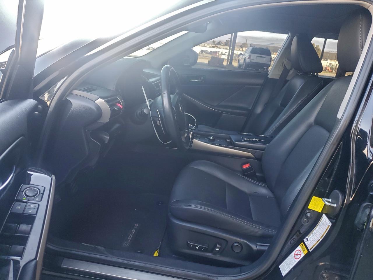 2015 Lexus Is 250 VIN: JTHBF1D29F5052570 Lot: 94068435